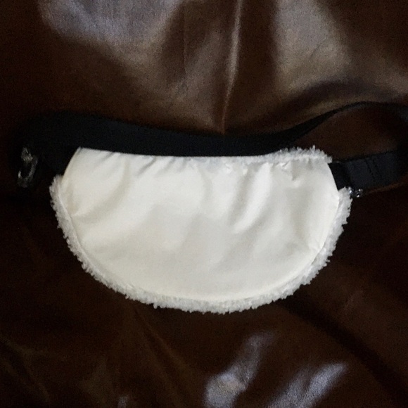 Converse Sling - Picture 7 of 9